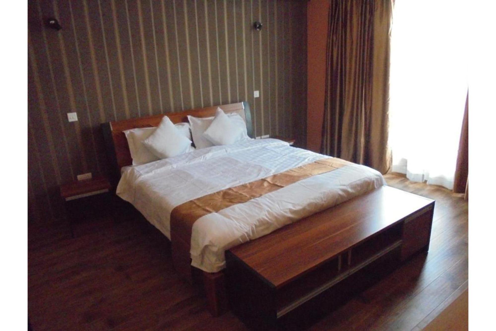 We Hotel & Suites Nairobi Buitenkant foto